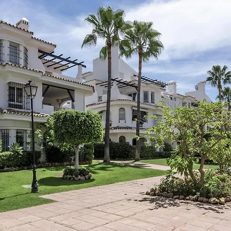 Lnm16- Comfortable Next To Puerto Banus *