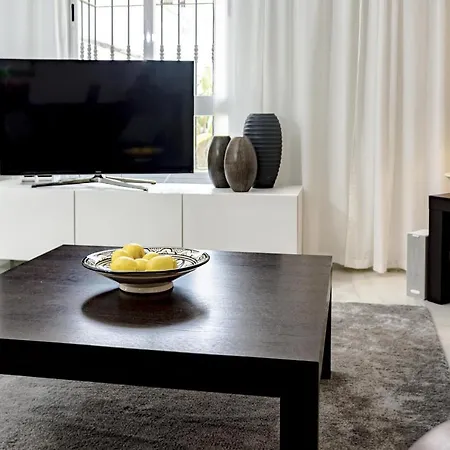 Lnm16- Comfortable Next To Puerto Banus *