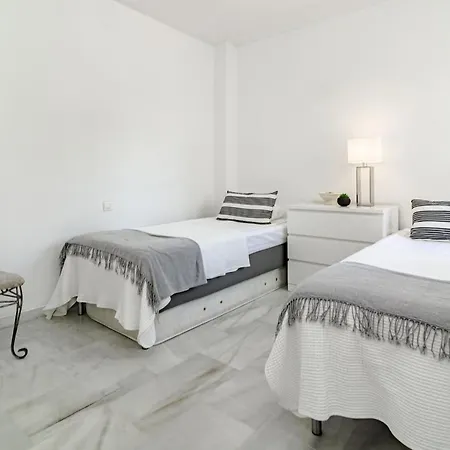 Apartment Lnm16- Comfortable Next To Puerto Banus Marbella