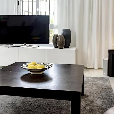 Lnm16- Comfortable Next To Puerto Banus Marbella