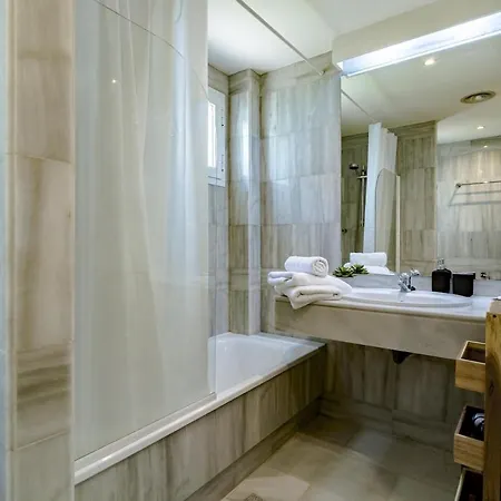 Lnm16- Comfortable Next To Puerto Banus Marbella