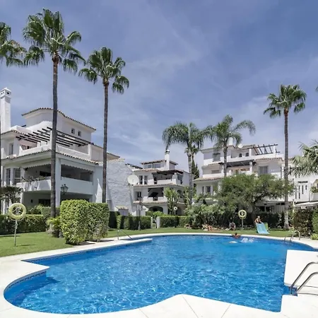 Lnm16- Comfortable Next To Puerto Banus Marbella