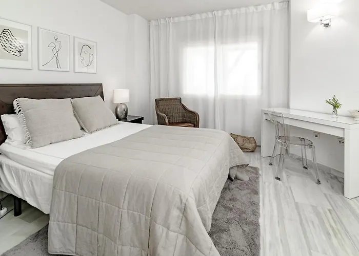 Lnm16- Comfortable Next To Puerto Banus アパート *