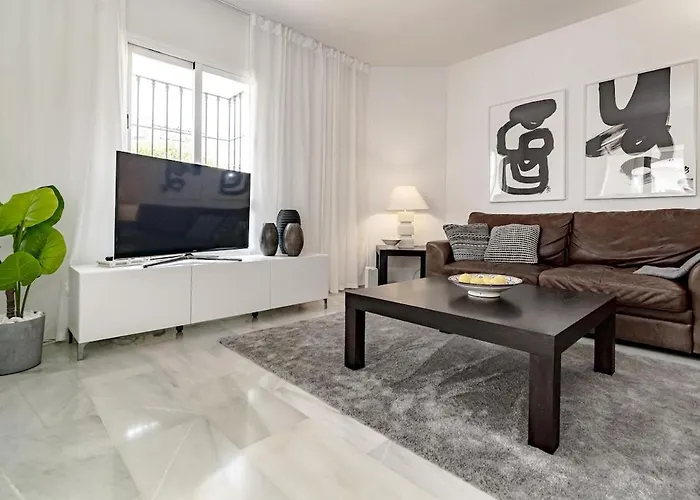 Lägenhet Lnm16- Comfortable Next To Puerto Banus *